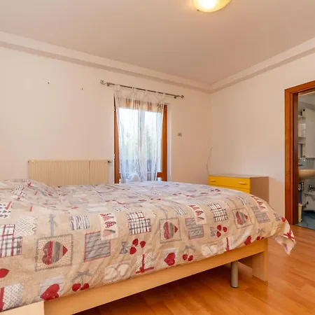 Lägenhet Casa Sangi Caviola